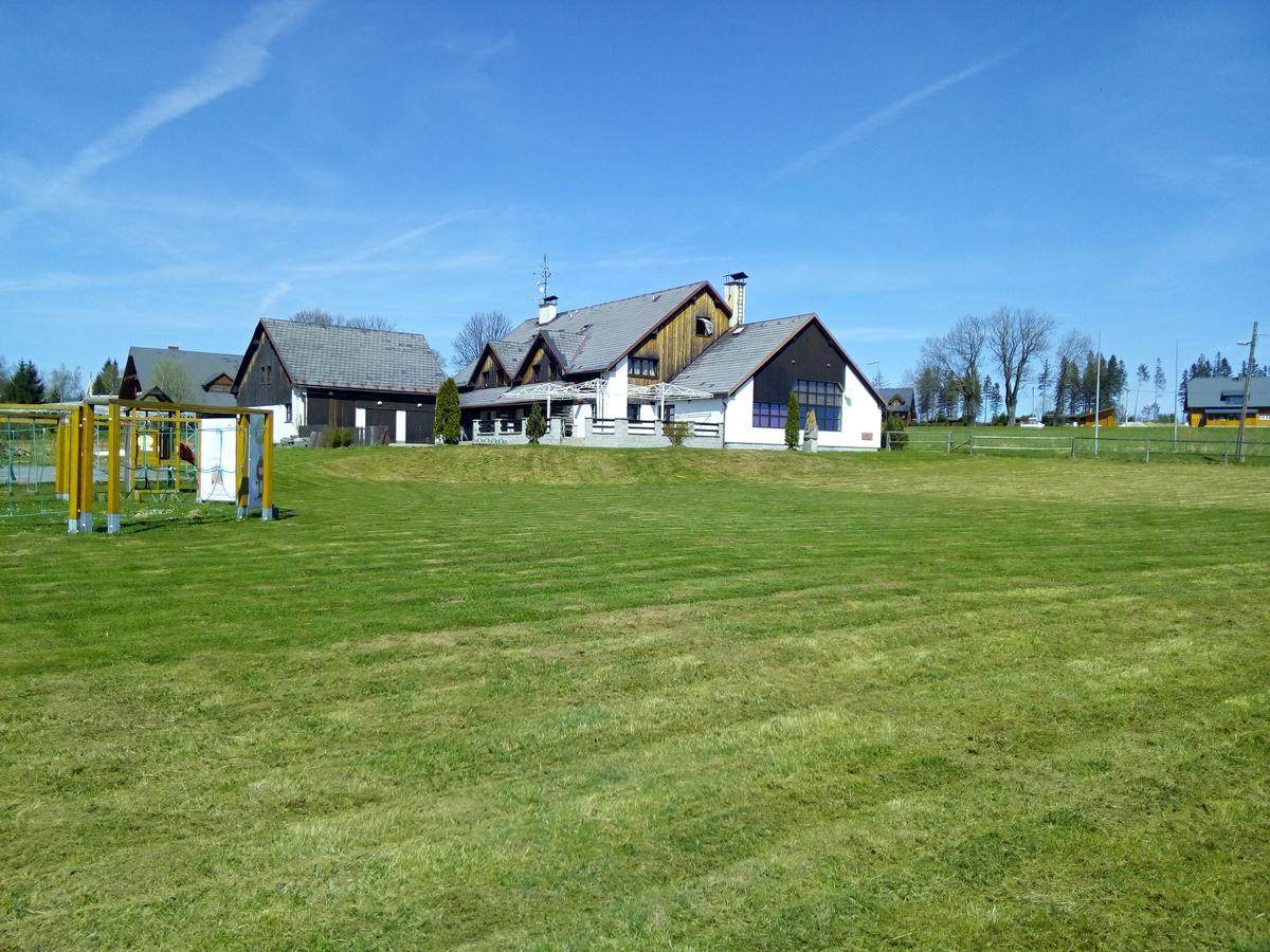Orlik Rejviz Hotel Bagian luar foto